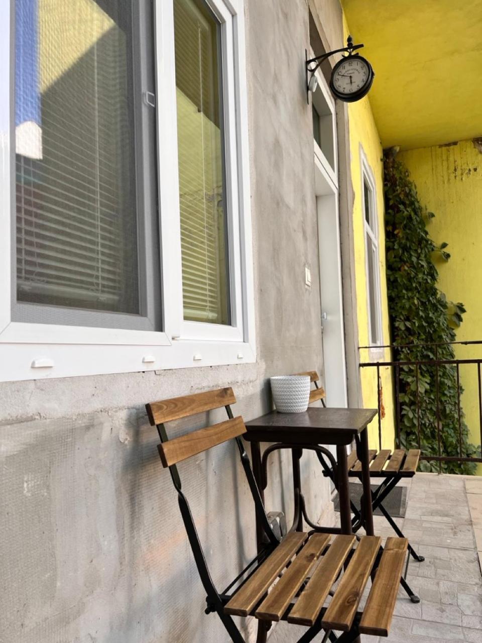 Stylish Flat In City Centre Bratislava Exterior photo